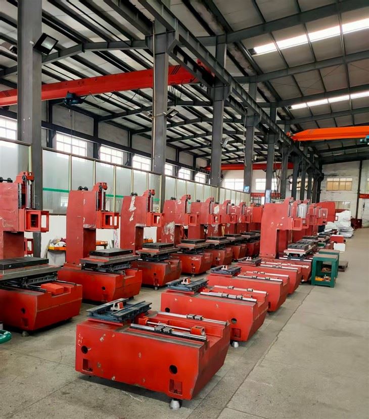 Precision CNC Die Sinker EDM Machine suppliers Precision CNC Die Sinker EDM Machine suppliers